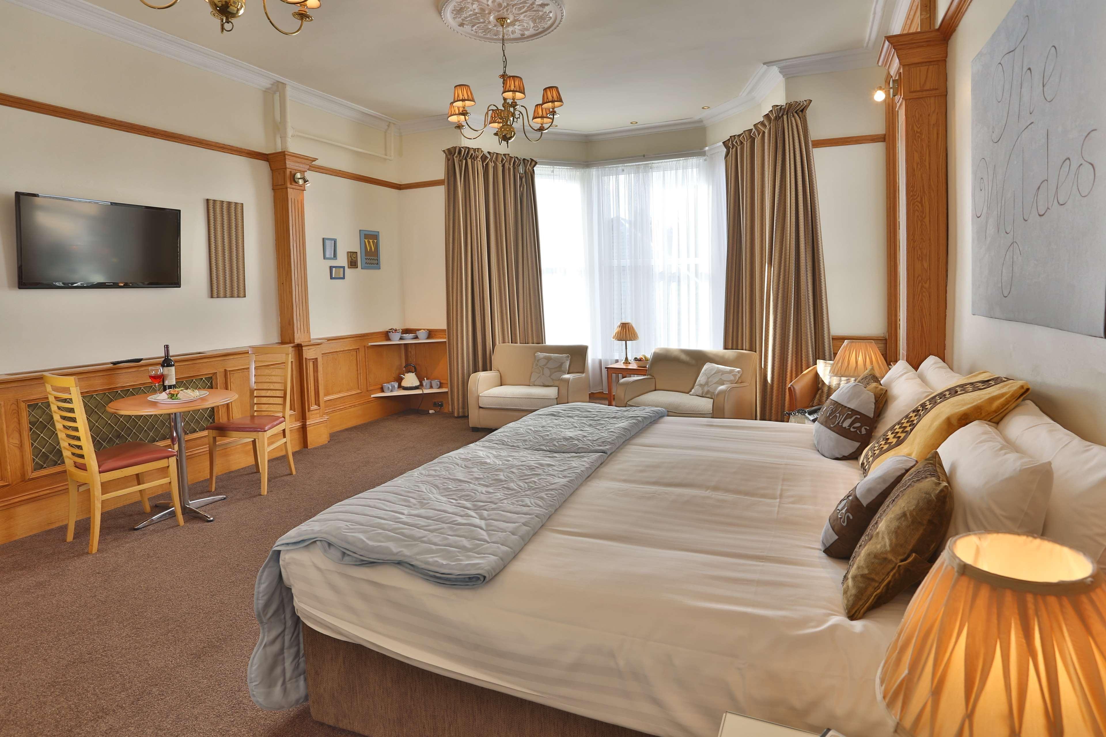 Woodlands Hotel, BW Signature Collection Dundee Bagian luar foto