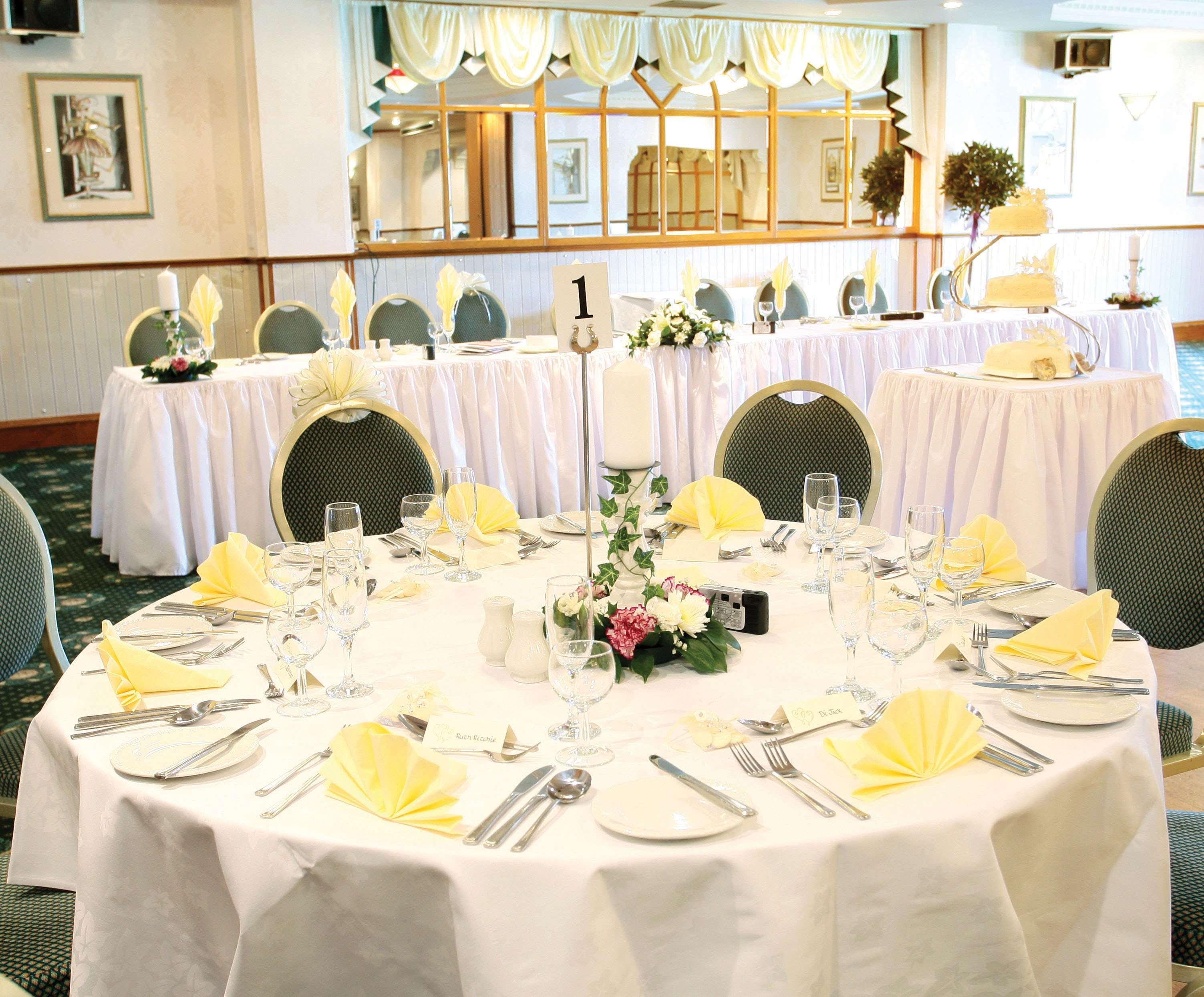 Woodlands Hotel, BW Signature Collection Dundee Bagian luar foto
