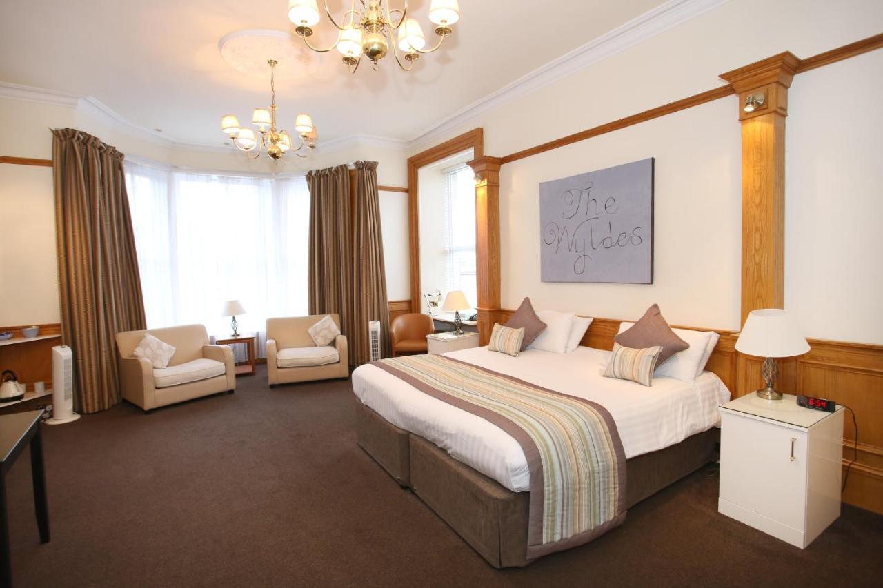 Woodlands Hotel, BW Signature Collection Dundee Bagian luar foto