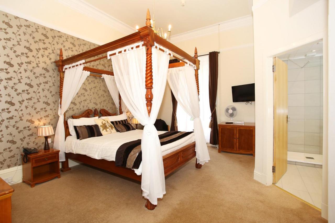 Woodlands Hotel, BW Signature Collection Dundee Bagian luar foto